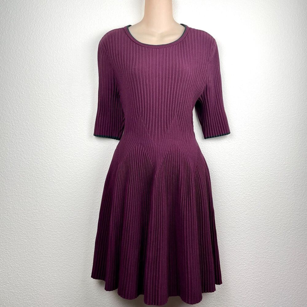 Ted Baker Dress Wmn 6 Purple Ribbed Knit Fit & Flare Skater Half Sleeve Back Zip